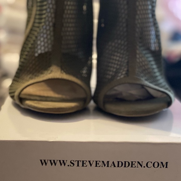 Steve Madden Adele Womens Faux Leather Heels - Picture 4 of 4